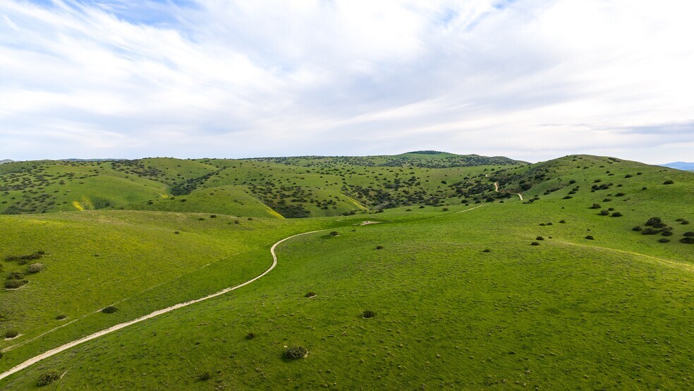 More Photos Of 8050 Bitterwater Rd, Shandon Land For Sale