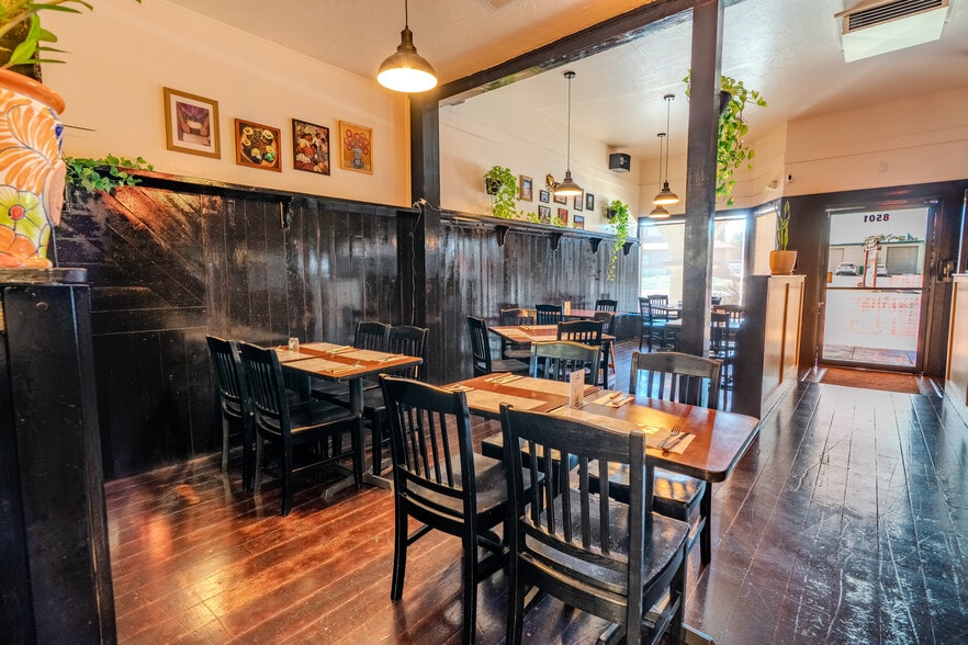 More Photos Of 8501 El Camino Real, Atascadero Restaurant For Sale