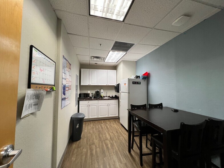 More Photos Of 7155 W Campo Bello, Glendale Office For Sale
