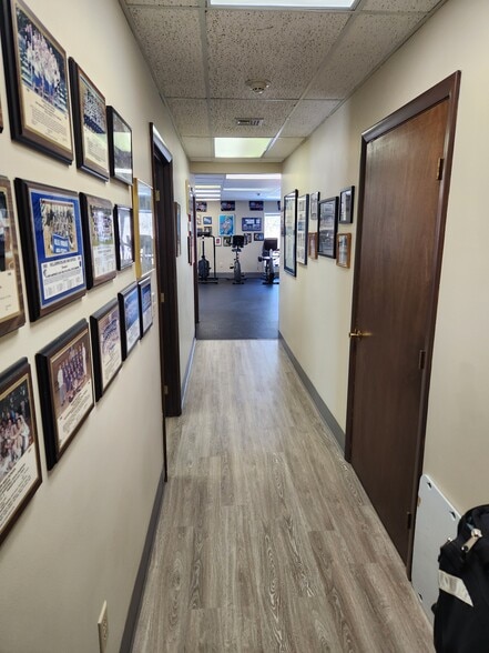 More Photos Of 29 Riverside St, Nashua Medical For Sale