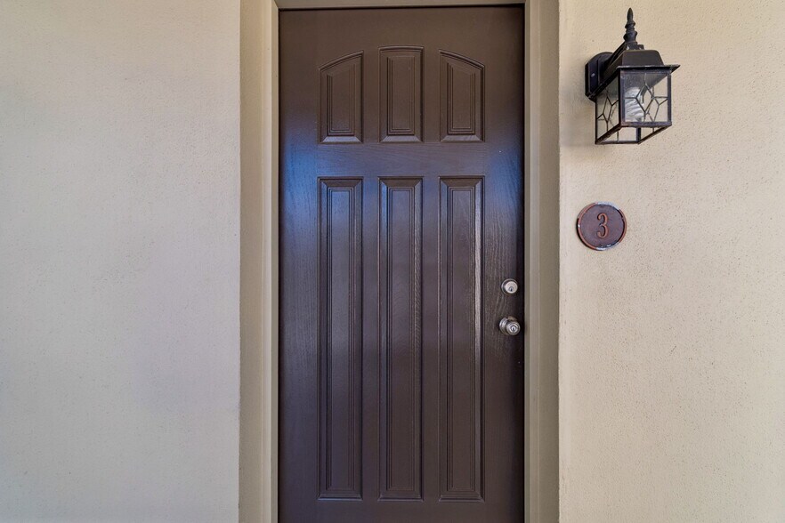 More Photos Of 2307 Bay Blvd, Indian Rocks Beach Apartments For Sale