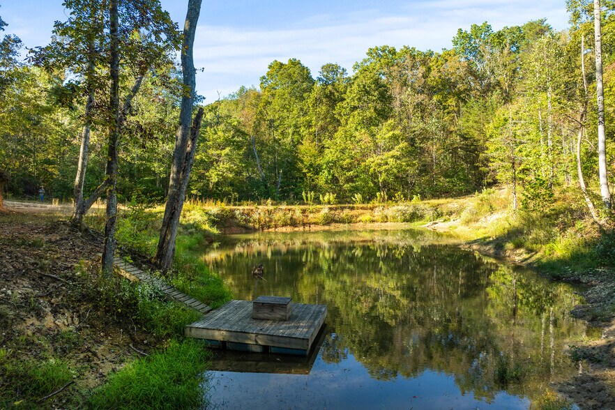 More Photos Of 228 Pattie Gap Rd, Philadelphia Apartments For Sale