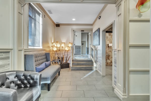 More Photos Of 33 S Carolina St, Hartwell Restaurant For Sale