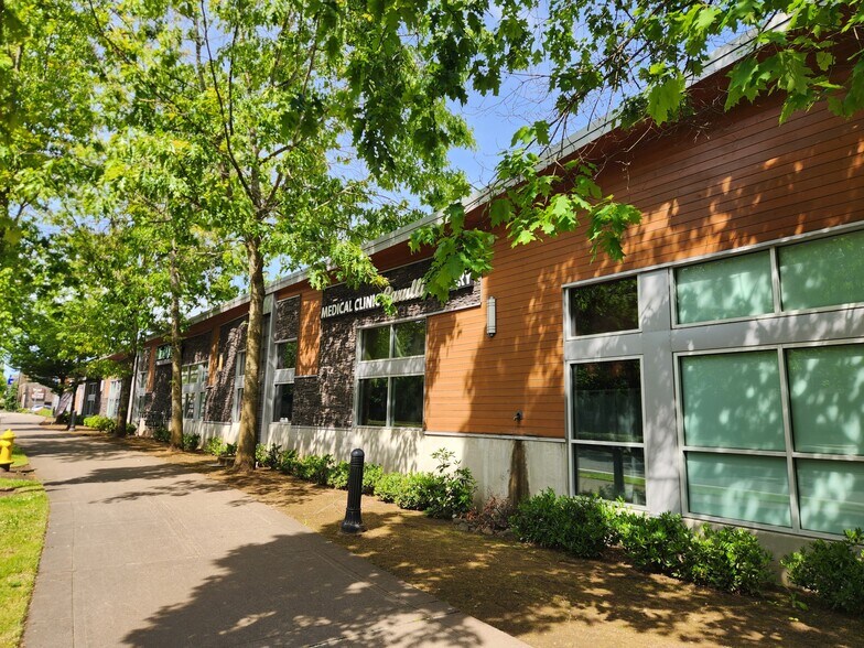 More Photos Of 2115 SE 192nd Ave, Camas Storefront Retail Office For Lease