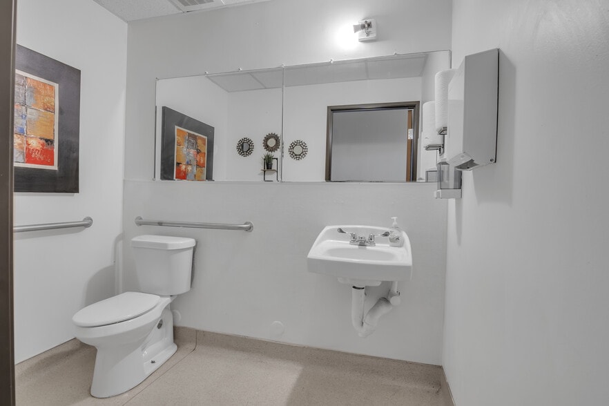 More Photos Of 4833 Pecos St, Denver Storefront For Lease