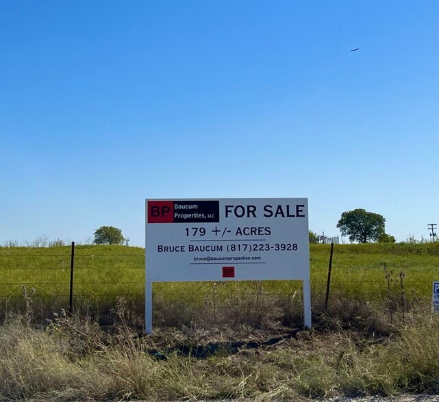 Primary Photo Of Pioneer Rd rd @ Misty Mountain Lane, Rhome Land For Sale