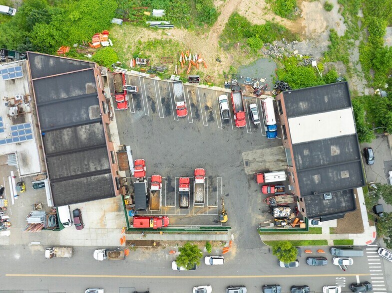 Primary Photo Of 15157-15159 Powells Cove Blvd, Flushing Land For Lease