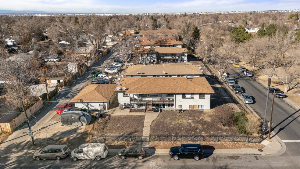 More Photos Of 1645-1645 Joliet St, Aurora Apartments For Sale