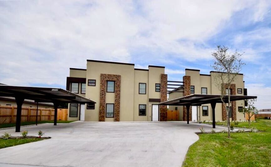More Photos Of 1202 Upas Dr, Edinburg Apartments For Sale