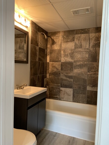 More Photos Of 801-803 East Dr, Oklahoma City Apartments For Sale