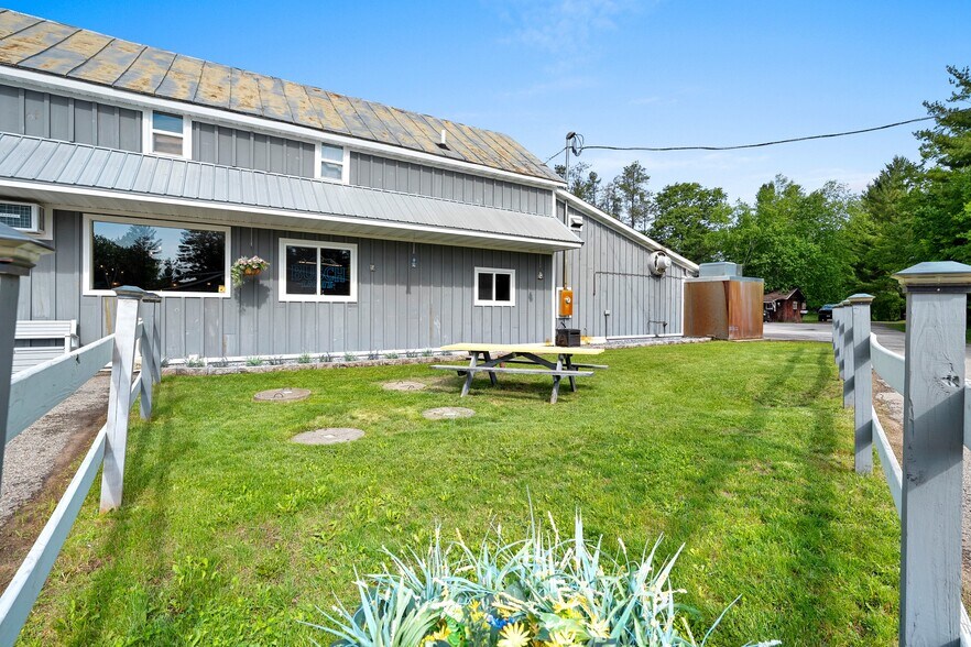 More Photos Of N12808 Northway Dr, Athelstane Restaurant For Sale