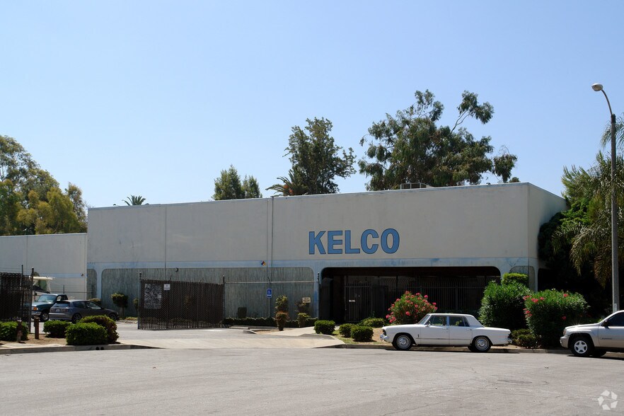 More Photos Of 11042 Forest Pl, Santa Fe Springs Warehouse For Lease