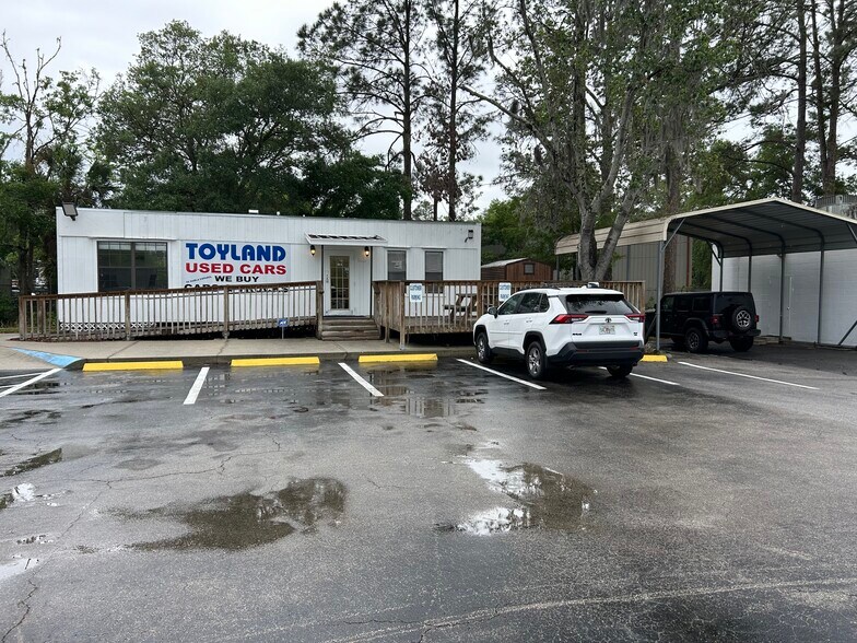 More Photos Of 241 NE 39th Ave, Gainesville Auto Dealership For Sale