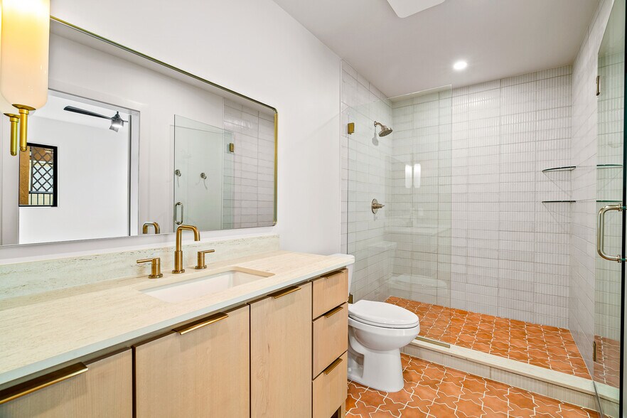 More Photos Of 421 Chestnut St, Buena Vista Apartments For Sale
