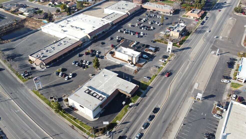 More Photos Of 2313-2523 N Chester Ave, Bakersfield Unknown For Lease
