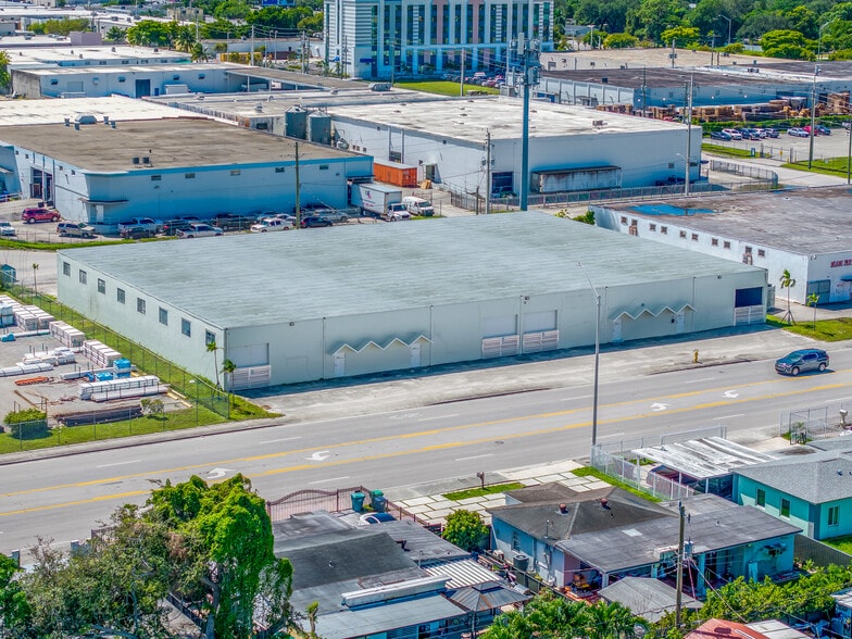 More Photos Of 2450-2460 NW 151st St, Miami Warehouse For Lease