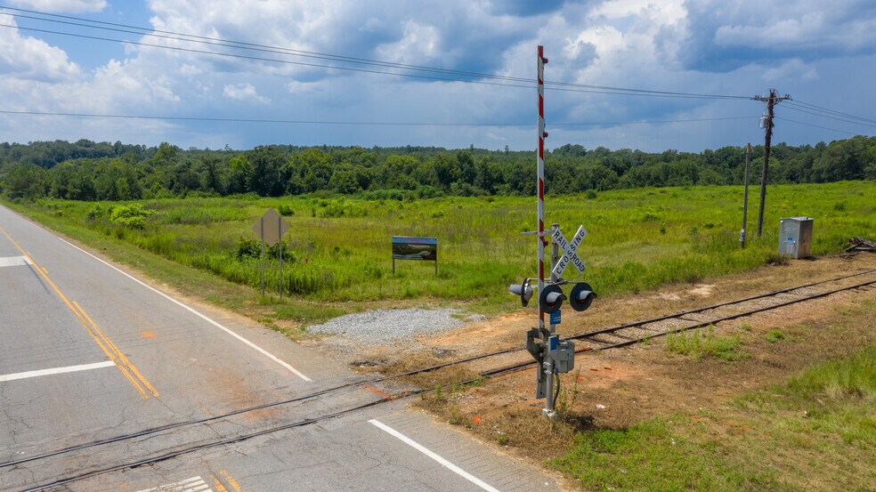 More Photos Of Ira Hicks Blvd, Fort Valley Land For Sale