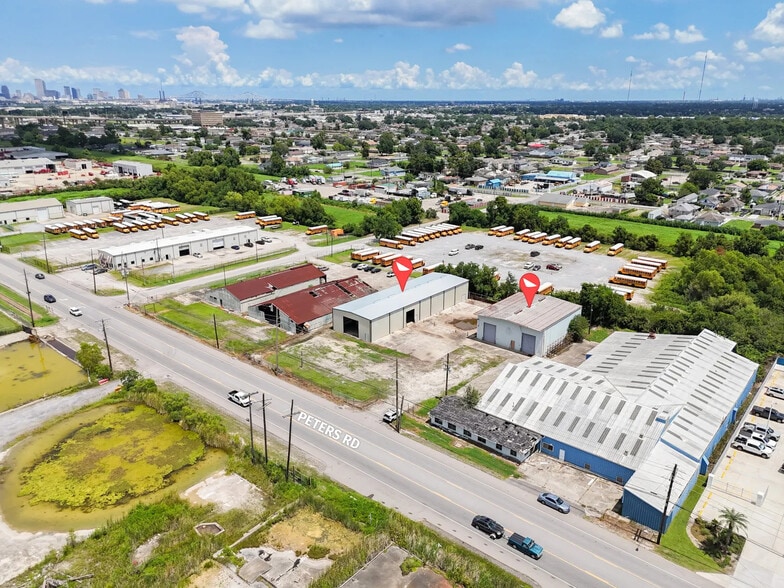 More Photos Of 1241 Peters Rd, Harvey Warehouse For Lease