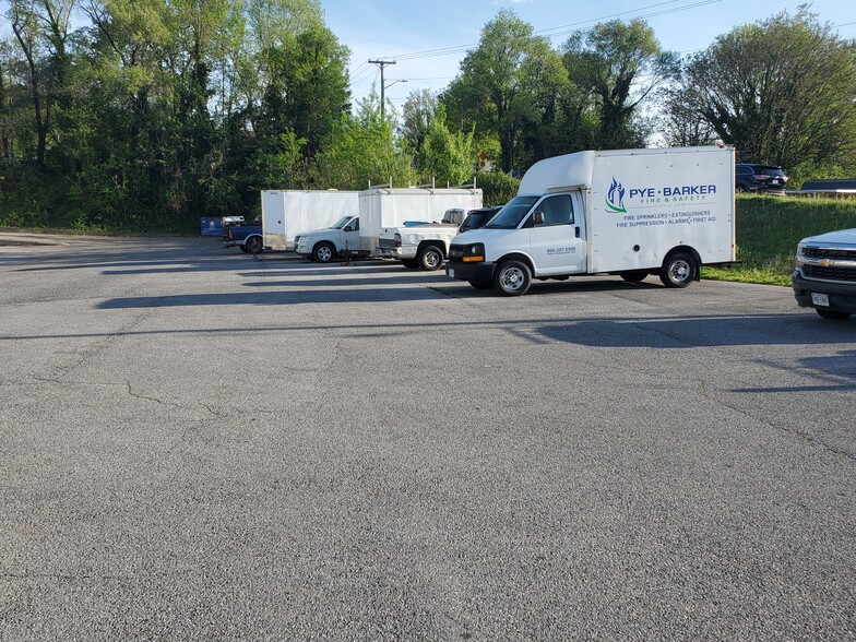 More Photos Of 2401 Plantation Rd NE, Roanoke Manufacturing For Sale