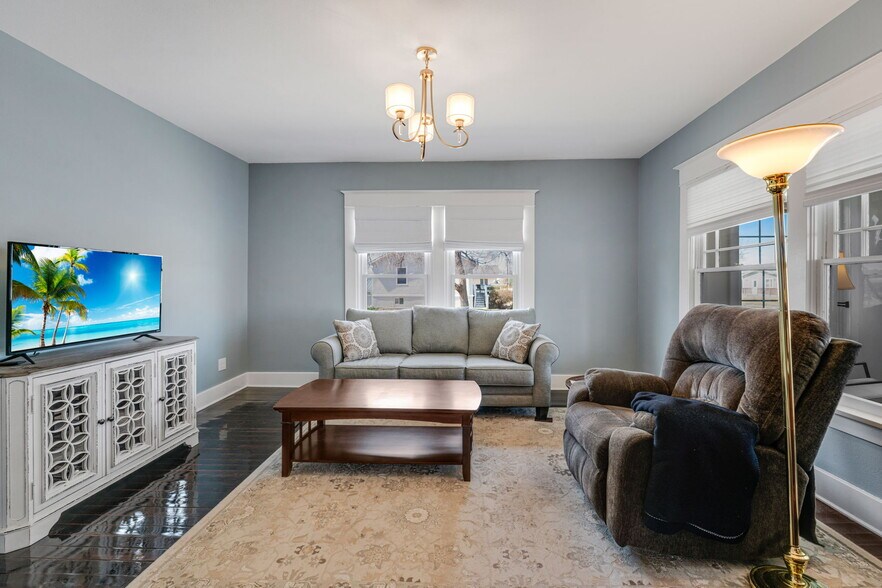 More Photos Of 224 5th St, Hugo Multifamily For Sale