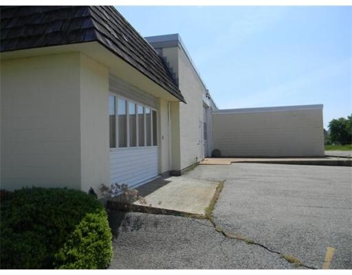 More Photos Of 188 Duluth St, Fall River Light Distribution For Sale