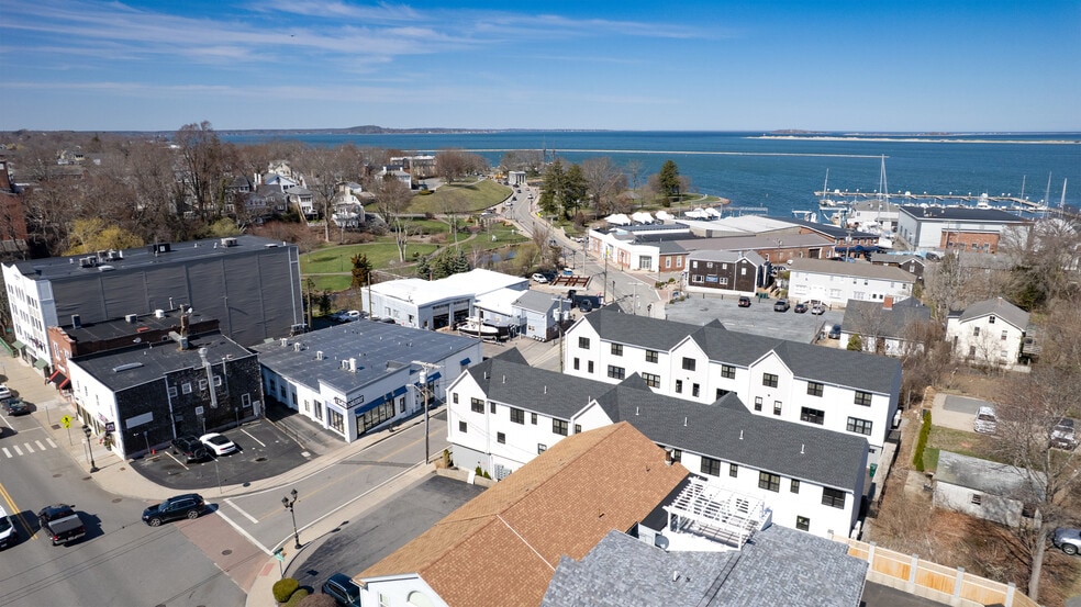 More Photos Of 10 Water St, Plymouth Apartments For Sale