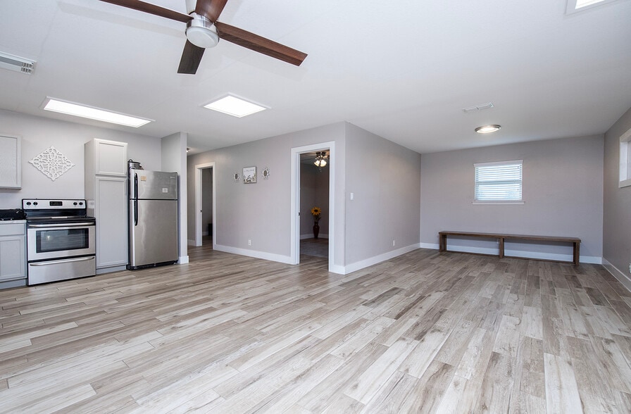 More Photos Of 148 W FM 487, Jarrell Religious Facility For Sale