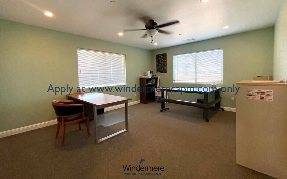 More Photos Of 6201 Bradshaw Rd, Sacramento Industrial For Sale