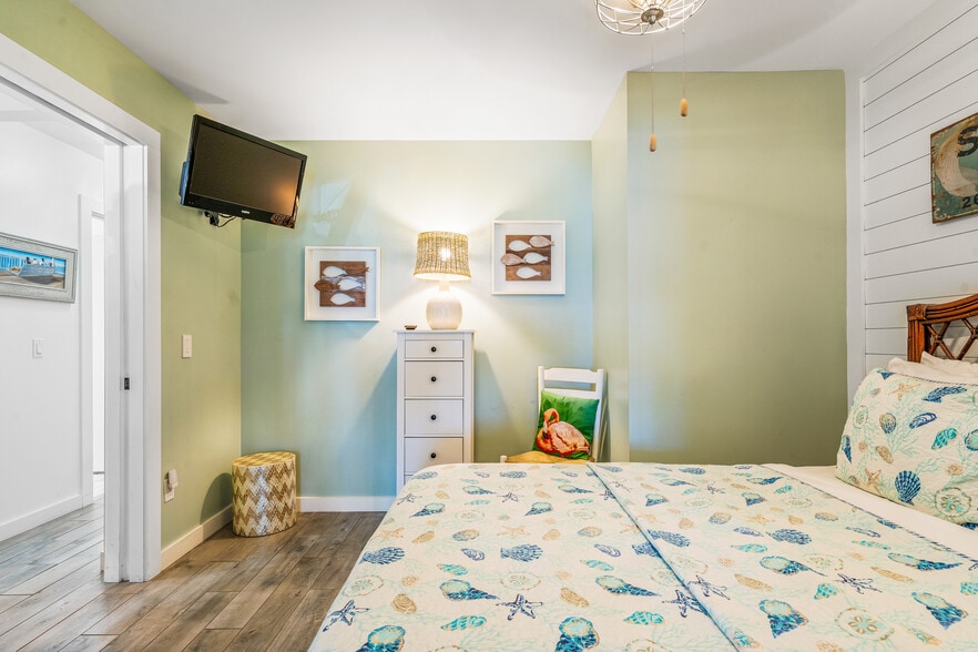 More Photos Of 11450 S Indian River Dr, Sebastian Hotel For Sale