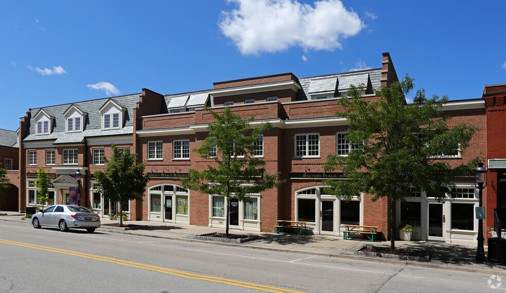 More Photos Of 8-18 E Scranton Ave, Lake Bluff Office For Lease