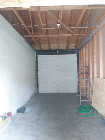 More Photos Of 1922 Victoria Ave, Fort Myers Office For Lease