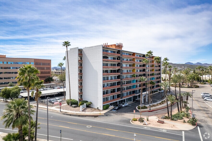 More Photos Of 425 W Paseo Redondo, Tucson Apartments For Sale