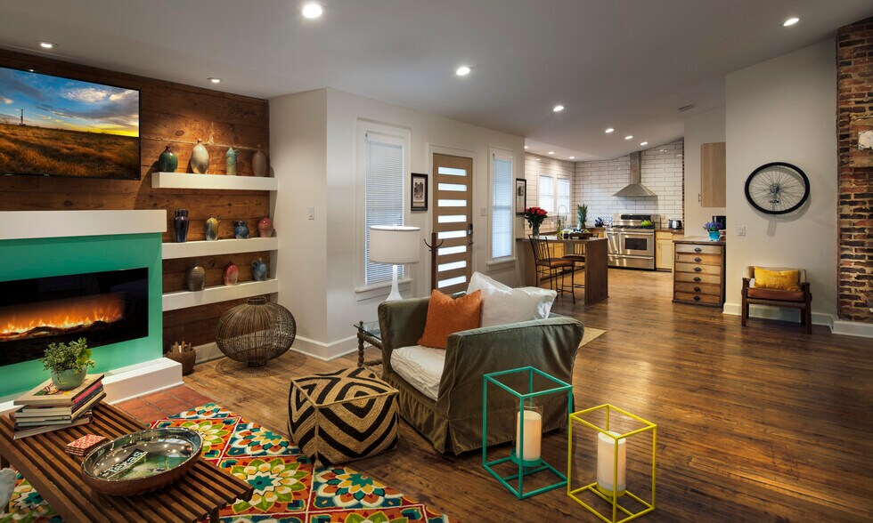 More Photos Of 1211 S Lake St, Fort Worth Storefront Retail Office For Sale