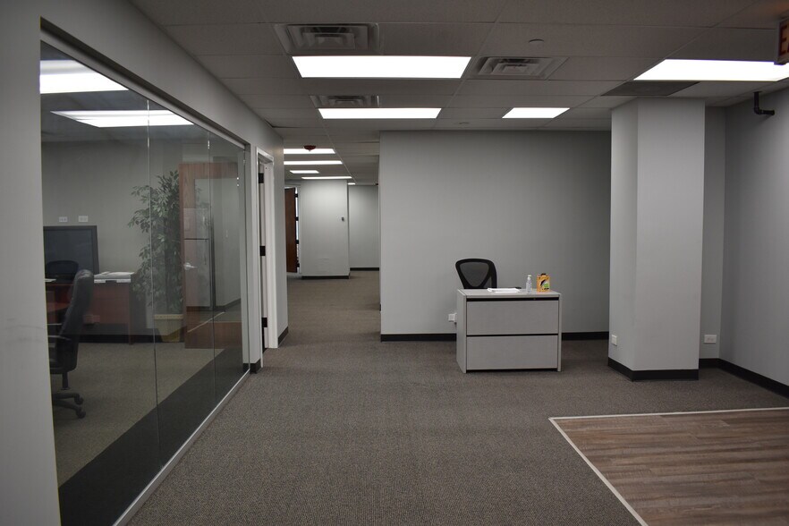 More Photos Of 105 W Madison St, Chicago Office Residential For Lease