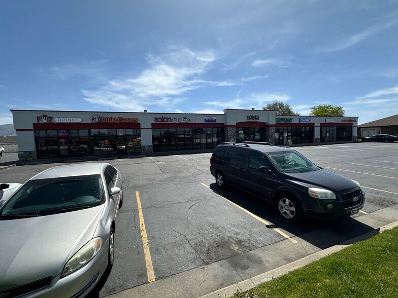 More Photos Of 4860-4876 S 1900 W, Roy Unknown For Lease