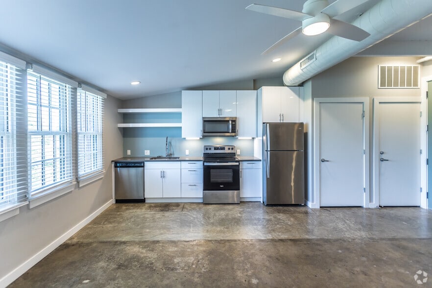 More Photos Of 360 Metal Museum Dr, Memphis Apartments For Sale