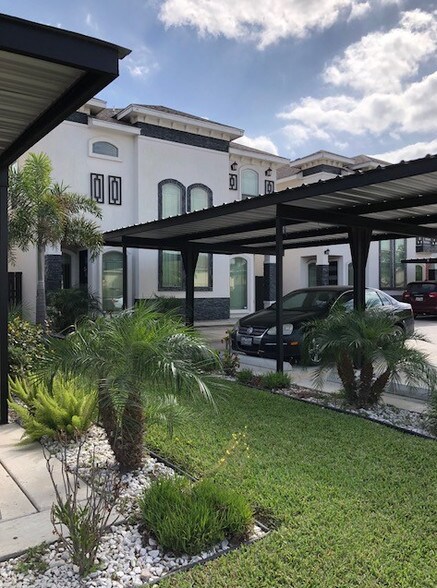 More Photos Of 1405 W Kiwi Ave, Pharr Apartments For Sale