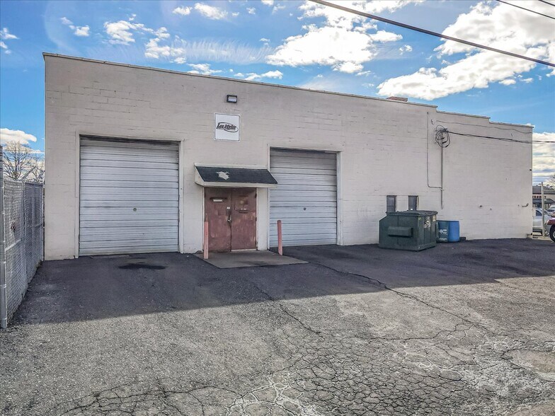 More Photos Of 2115 Union Blvd, Allentown Auto Repair For Sale