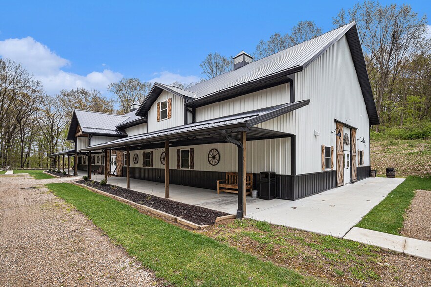 More Photos Of 15165 Main St, Buchanan Theater Concert Hall For Sale