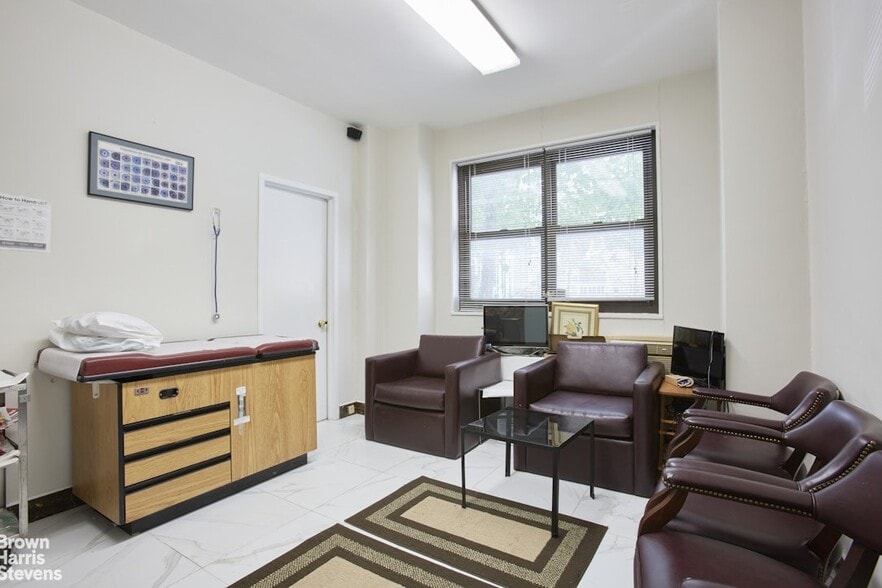 More Photos Of 140 West End Ave, New York Apartments For Sale