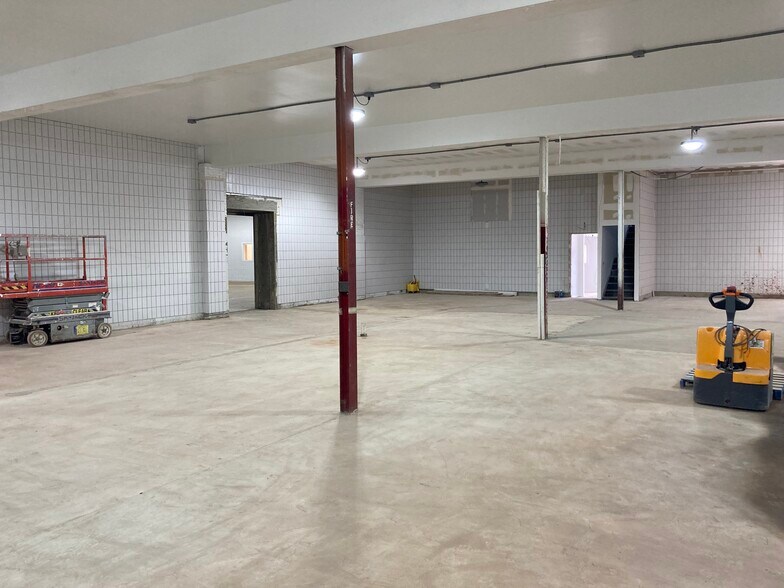 More Photos Of 1710 E Elizabeth Ave, Linden Manufacturing For Lease