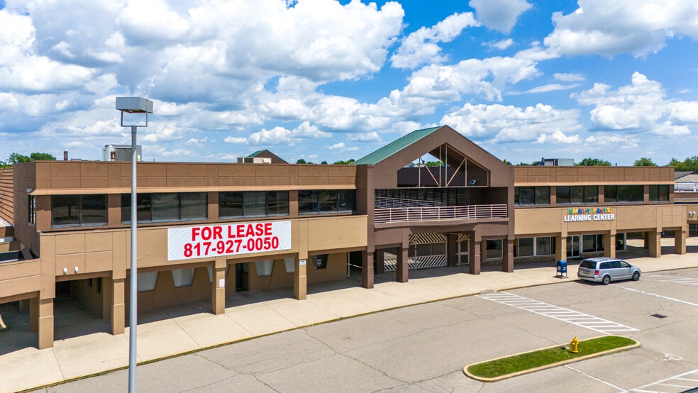 More Photos Of 1102-1192 W Kemper Rd, Cincinnati Unknown For Lease