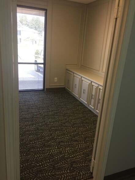 More Photos Of 2801-2831 W Parker Rd, Plano Medical For Lease