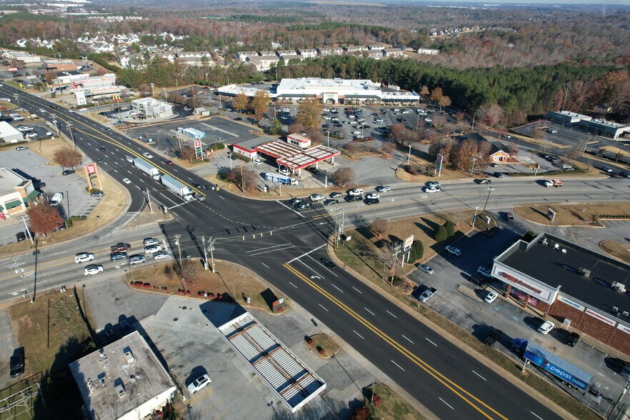 More Photos Of 2199 Main st, Duncan Land For Sale