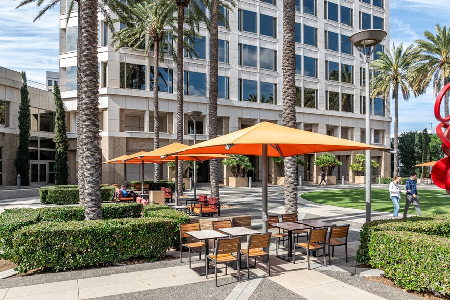 More Photos Of 100 Spectrum Center Dr, Irvine Office For Lease