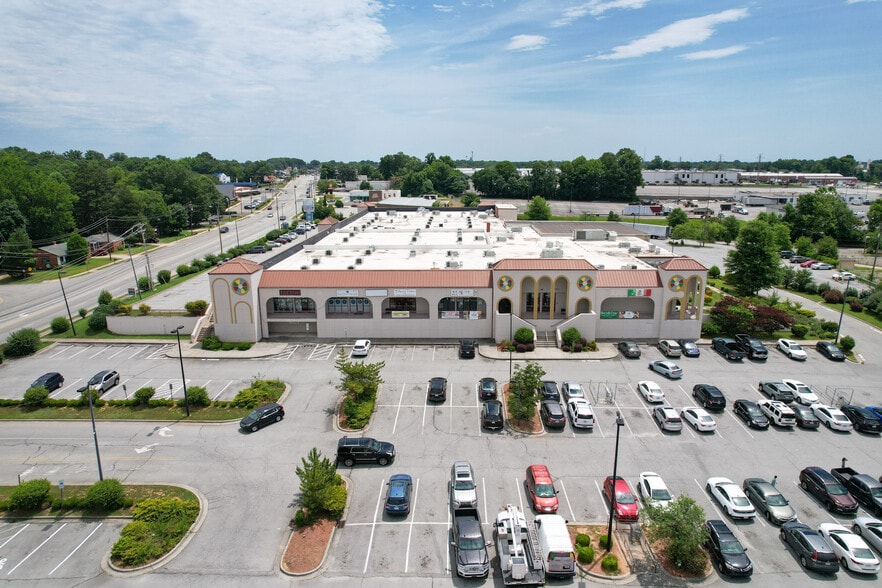 More Photos Of 4925 W Market St, Greensboro General Retail For Sale