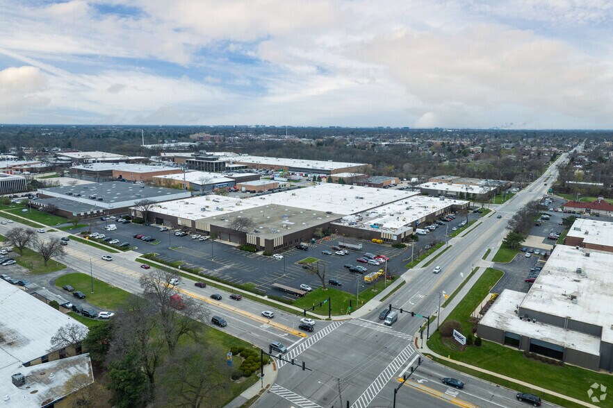 More Photos Of 7515 Oak Park Ave, Niles Warehouse For Lease