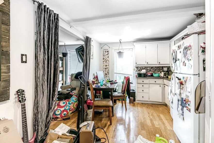 More Photos Of 354 Eva Av, Sudbury Apartments For Sale