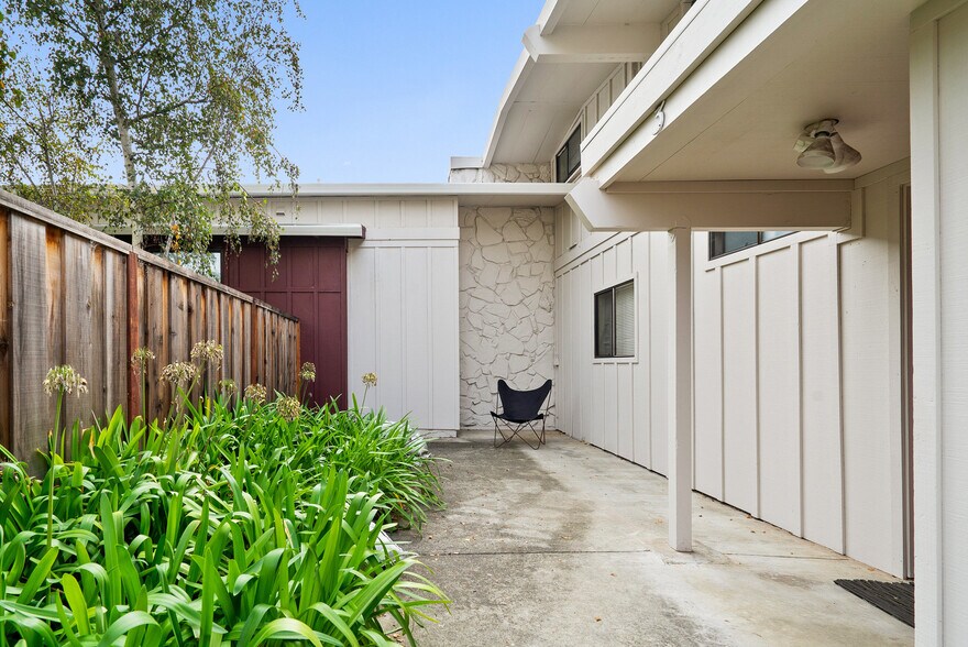 More Photos Of 6800 Soquel Dr, Aptos Skilled Nursing Facility For Sale