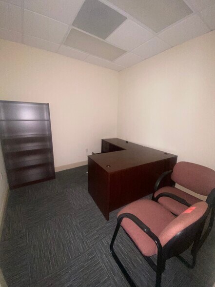 More Photos Of 15506 County Line Rd, Spring Hill Daycare Center For Lease